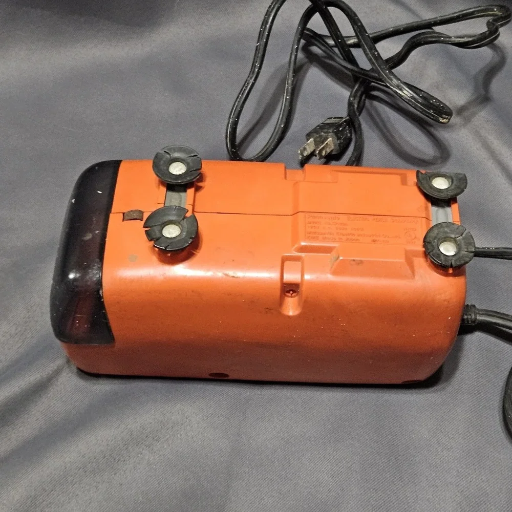 Vintage Panasonic Electric Pencil Sharpener Model KP-88A Orange MCM Space Age.‎